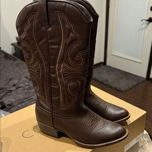 Coconuts by Matisse Tan Shoe Box